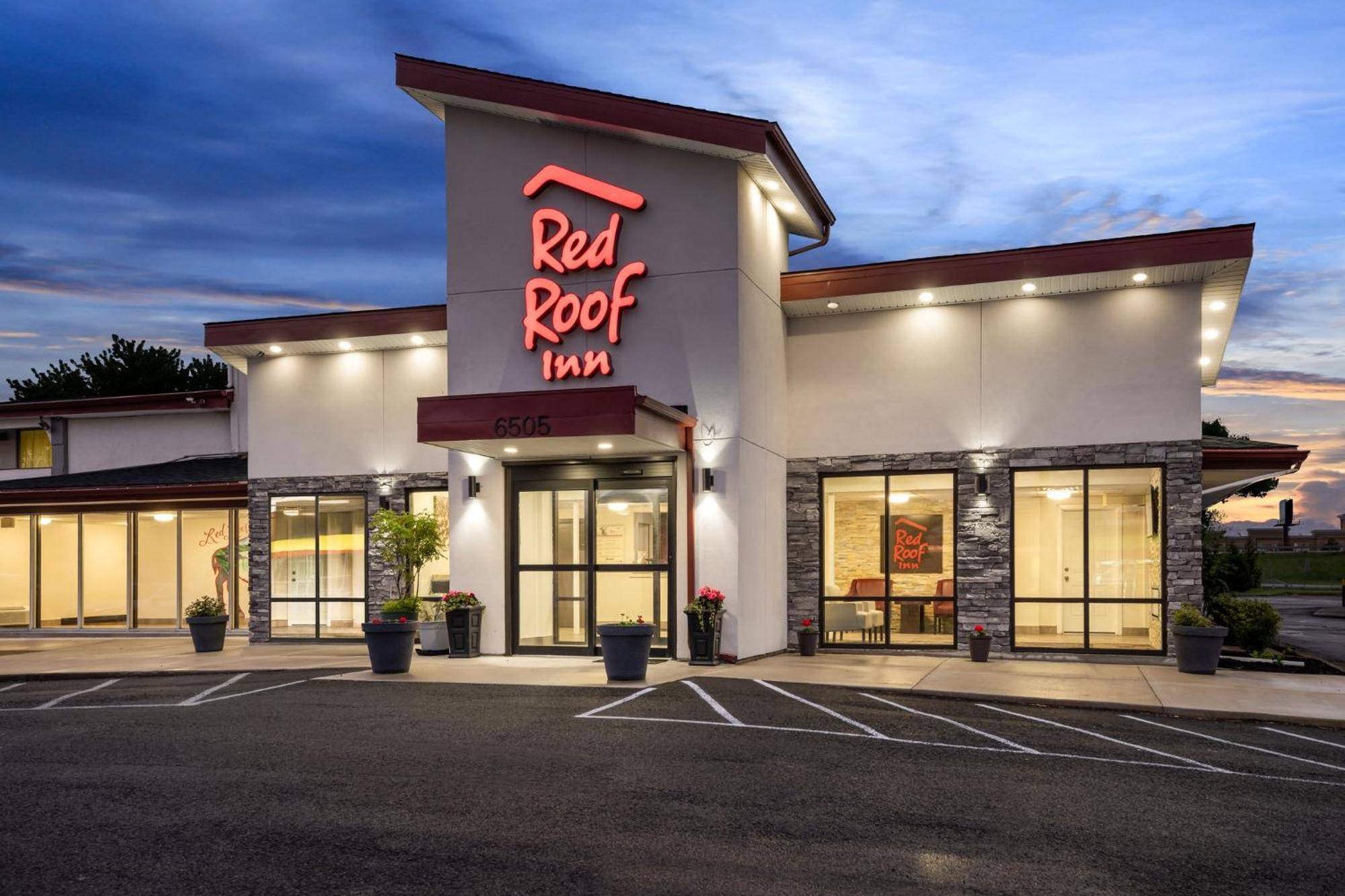 Red Roof Inn Niagara Falls Extérieur photo